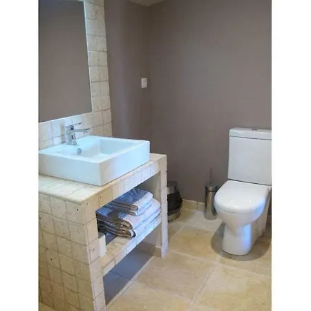 1-bedroom *